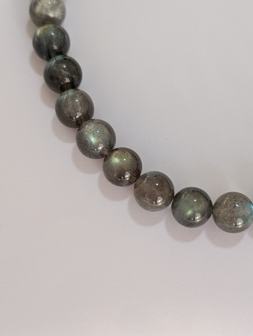 Flashy Labradorite Necklace - Picture 4 of 11